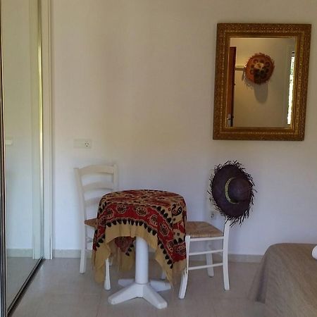 Apartamentos Colomar Санта Еулалия дел Рио Екстериор снимка